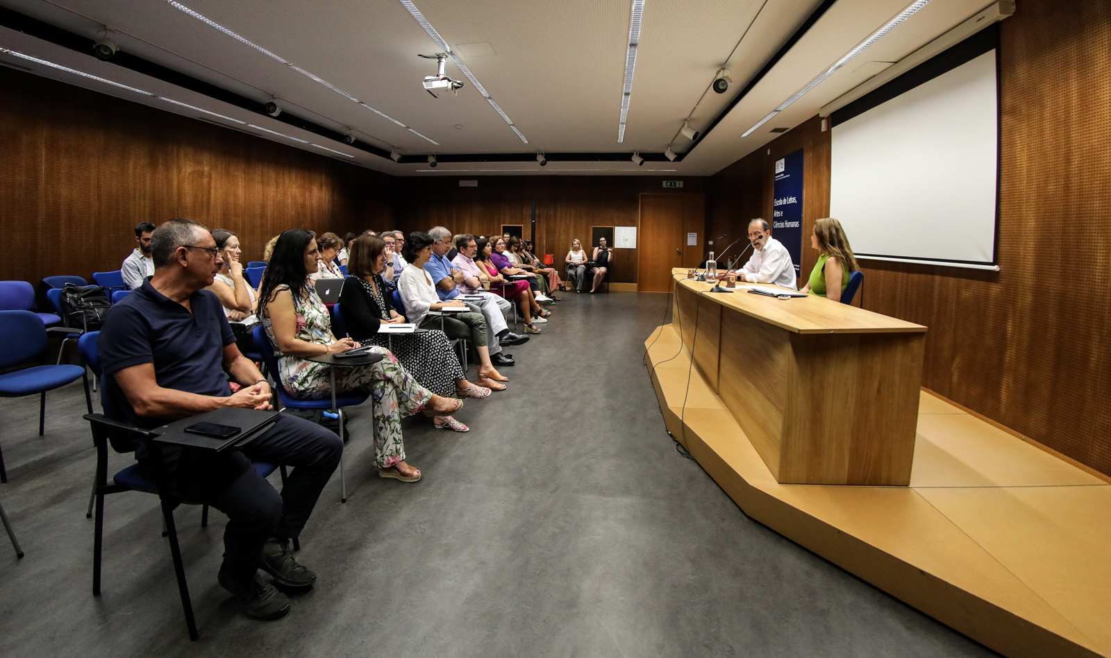 Thumbnail da galeria Reitor conversa com a ELACH